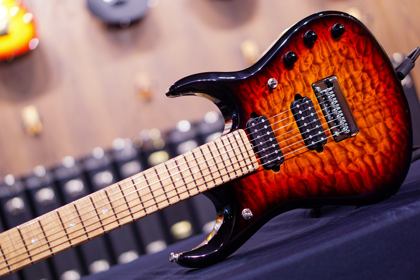 Ernie ball Musicman JP15 7 tiger eye quilt top F99779 - HIENDGUITAR Musicman GUITAR