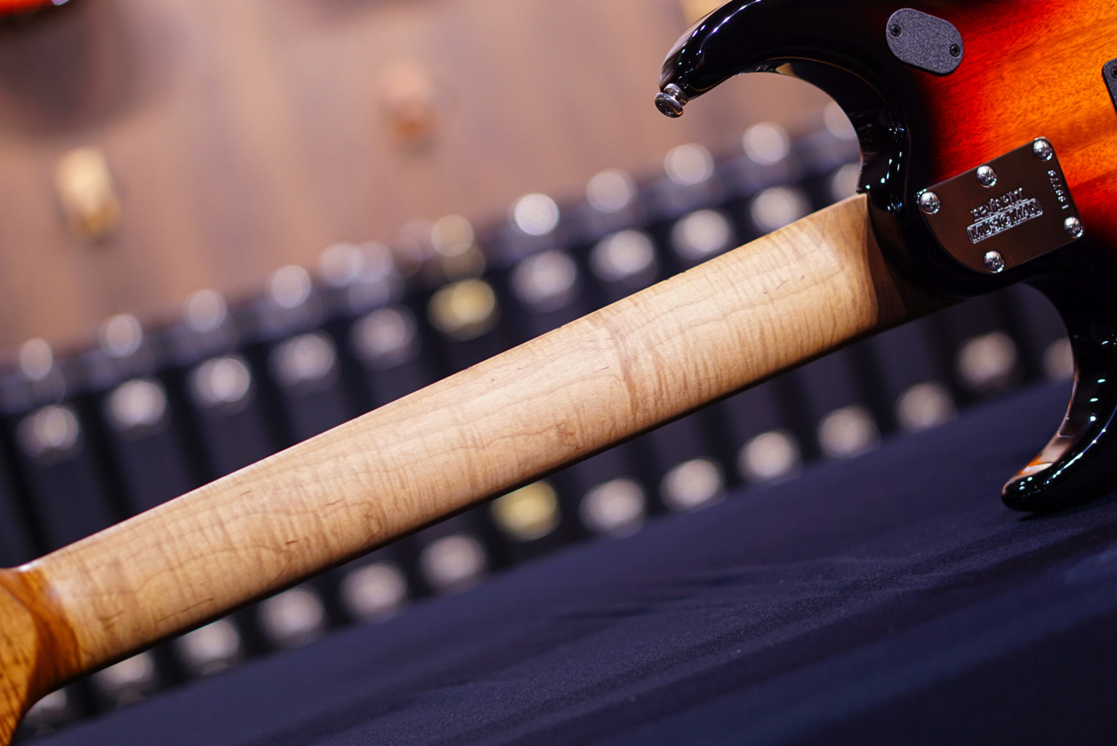 Ernie ball Musicman JP15 7 tiger eye quilt top F99779 - HIENDGUITAR Musicman GUITAR