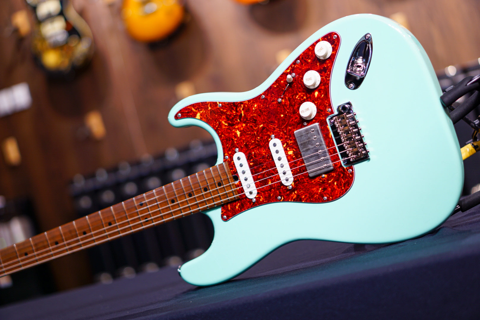 Suhr Classic custom antique surf green 77693 - HIENDGUITAR SUHR GUITAR