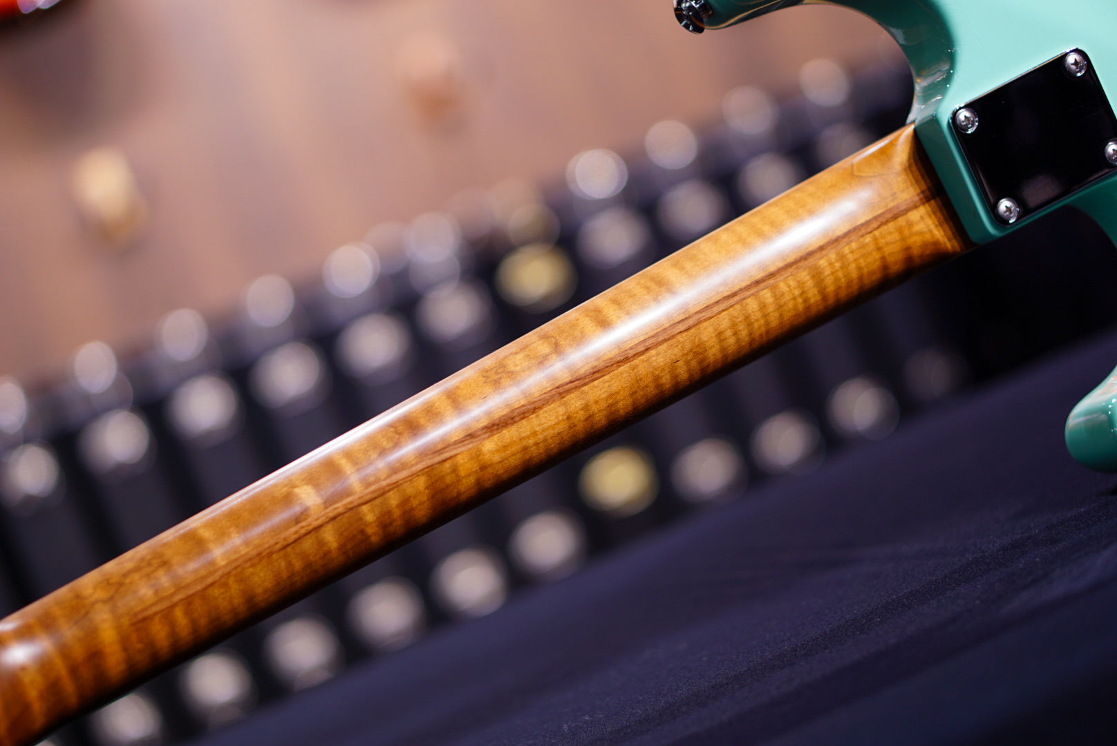 Suhr Classic custom antique surf green 77693 - HIENDGUITAR SUHR GUITAR