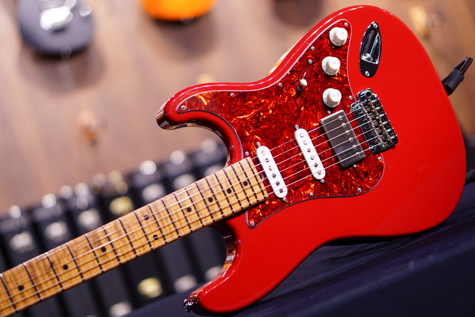 Suhr Classic custom antique dakota red 77631 - HIENDGUITAR SUHR GUITAR