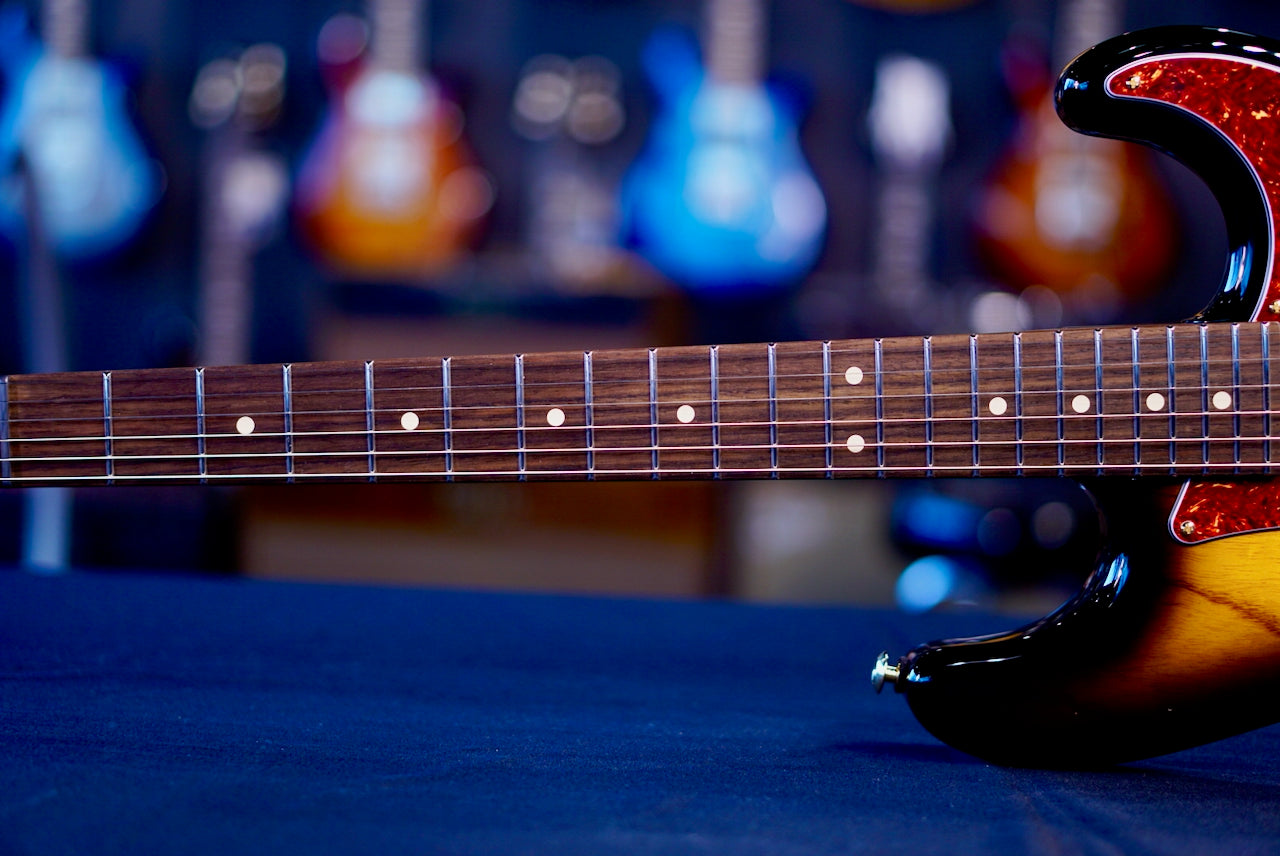 Suhr Classic S Custom 2 Tone Tobacco Sunburst Rosewood Neck & Gold Package 85893