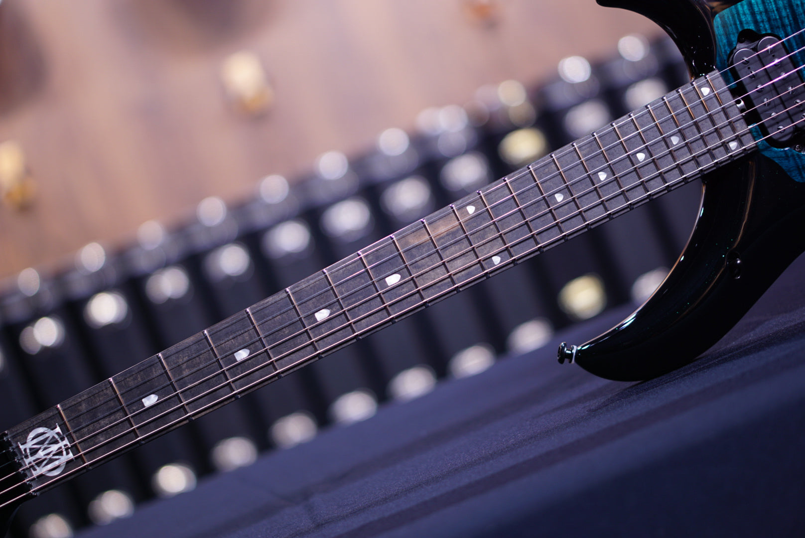 Ernieball Musicman Majesty 6 emerald sky M017047 - HIENDGUITAR Musicman GUITAR