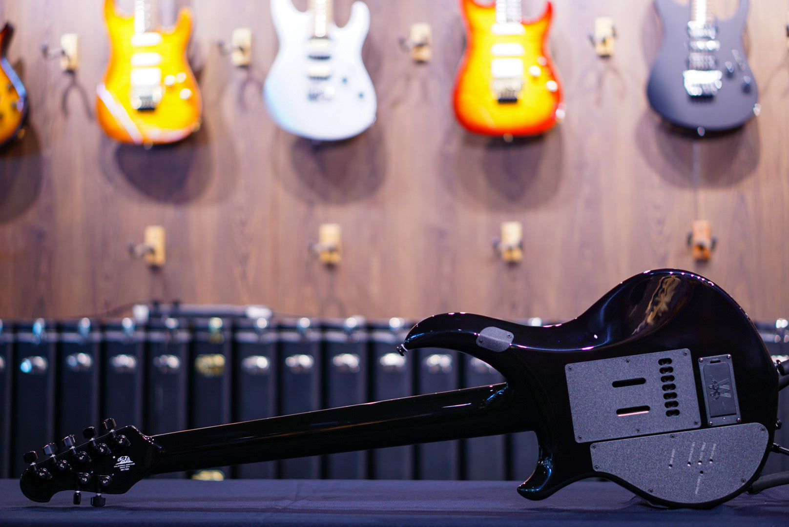 Ernieball Musicman Majesty 7 Wisteria Blossom M017082 - HIENDGUITAR Musicman GUITAR