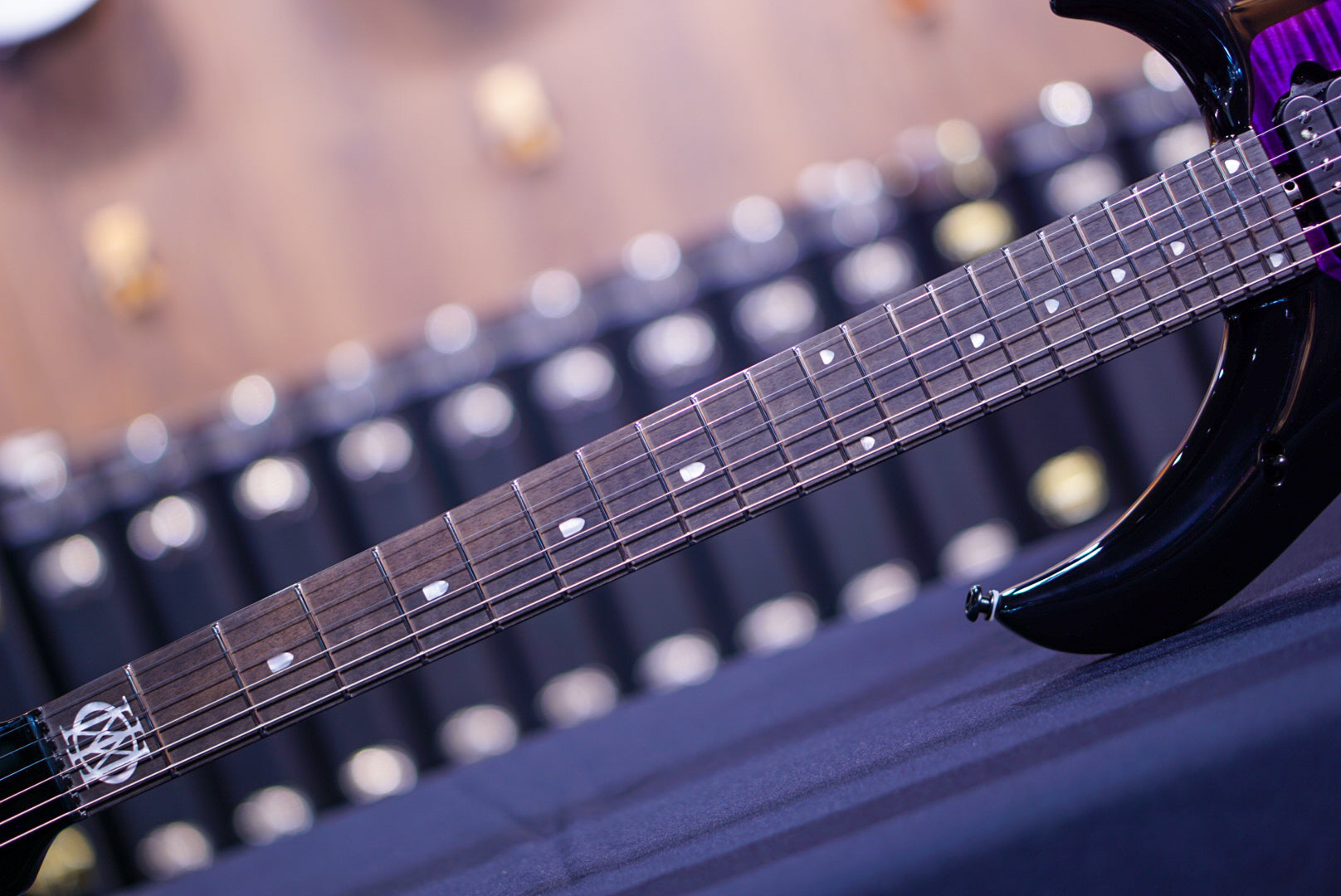 Ernieball Musicman Majesty 6 Wisteria Blossom M017087 - HIENDGUITAR Musicman GUITAR