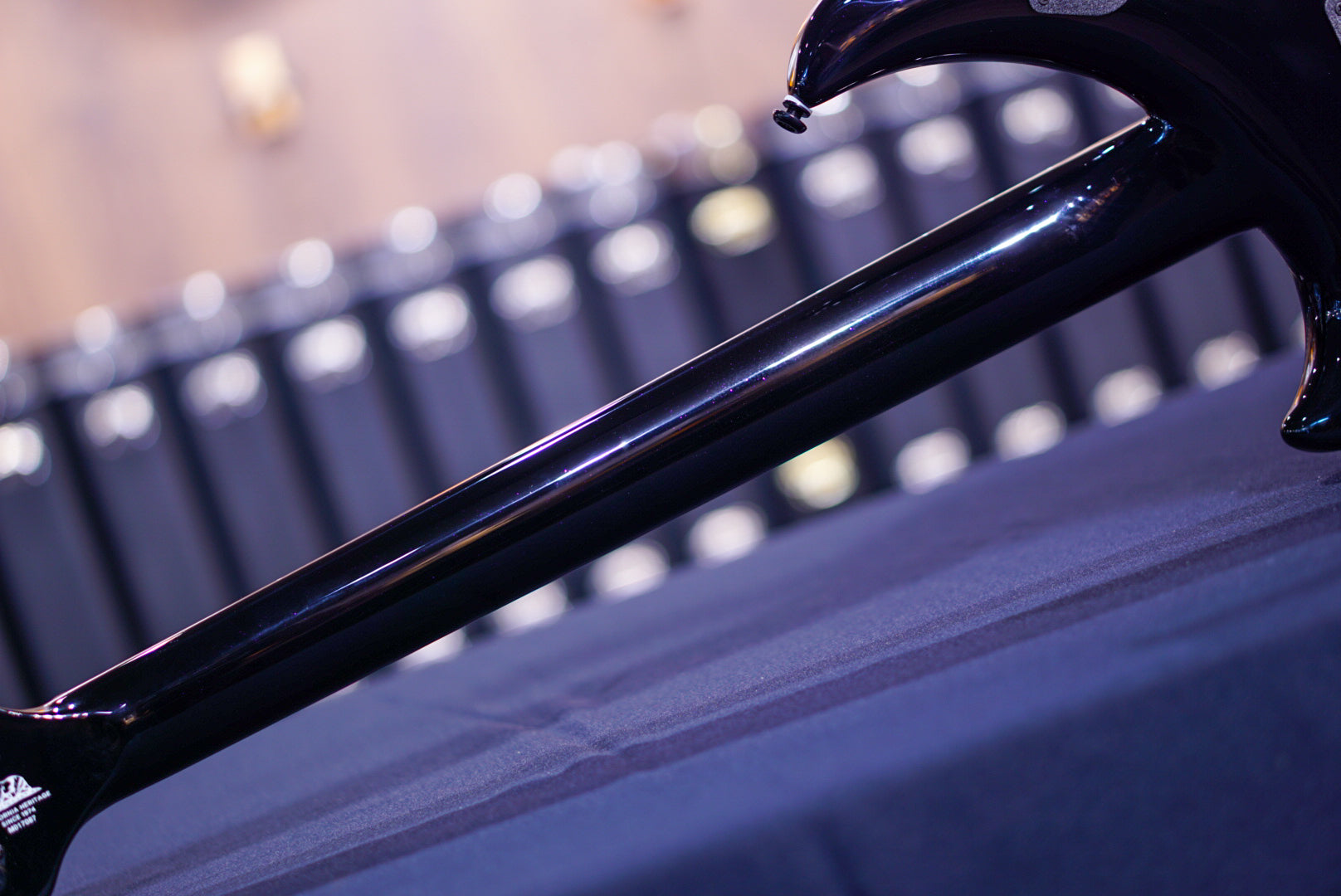 Ernieball Musicman Majesty 6 Wisteria Blossom M017087 - HIENDGUITAR Musicman GUITAR