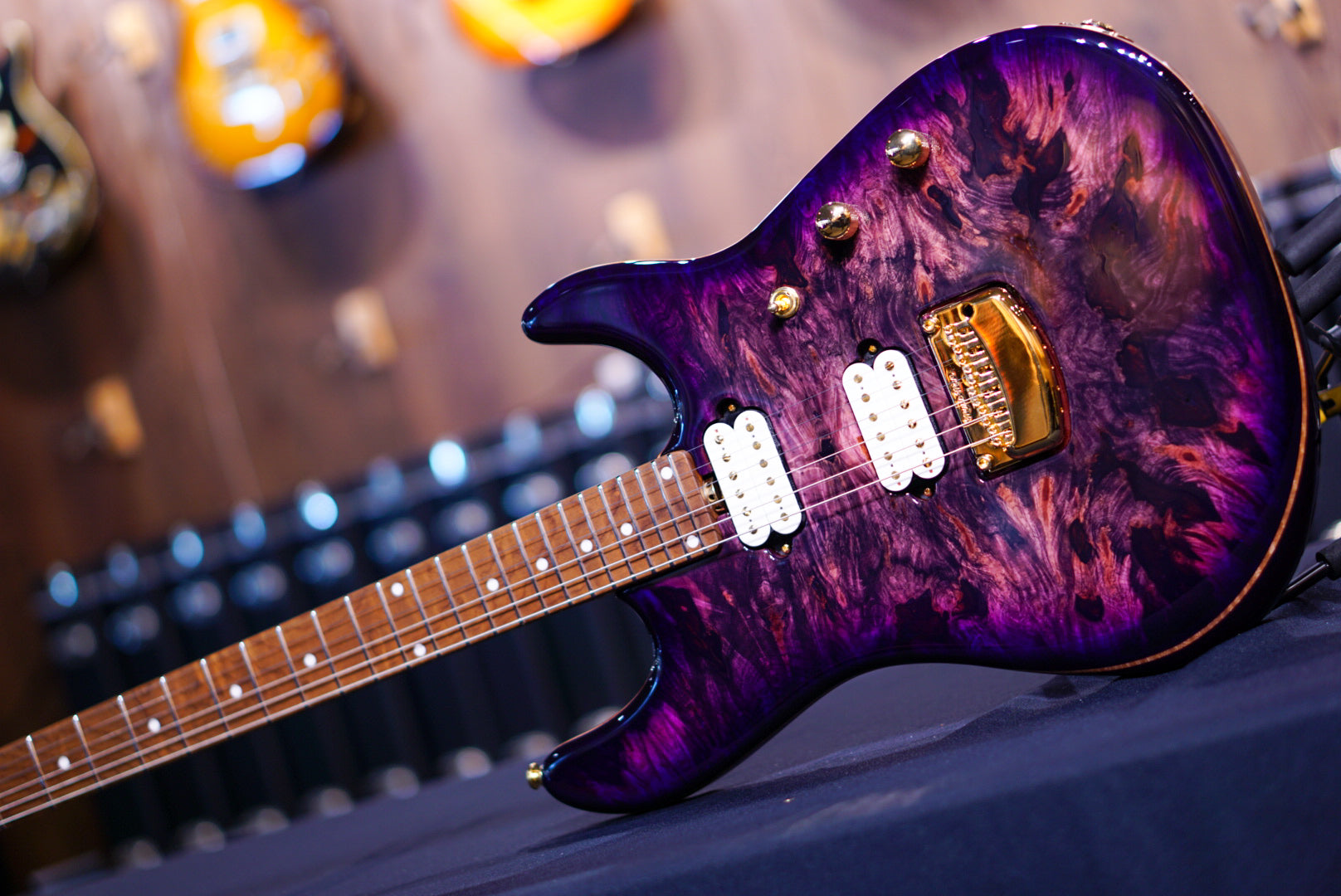 Ernieball musicman Jason Richardson 6-string Cutlass Majora Purple S09541 - HIENDGUITAR Musicman GUITAR