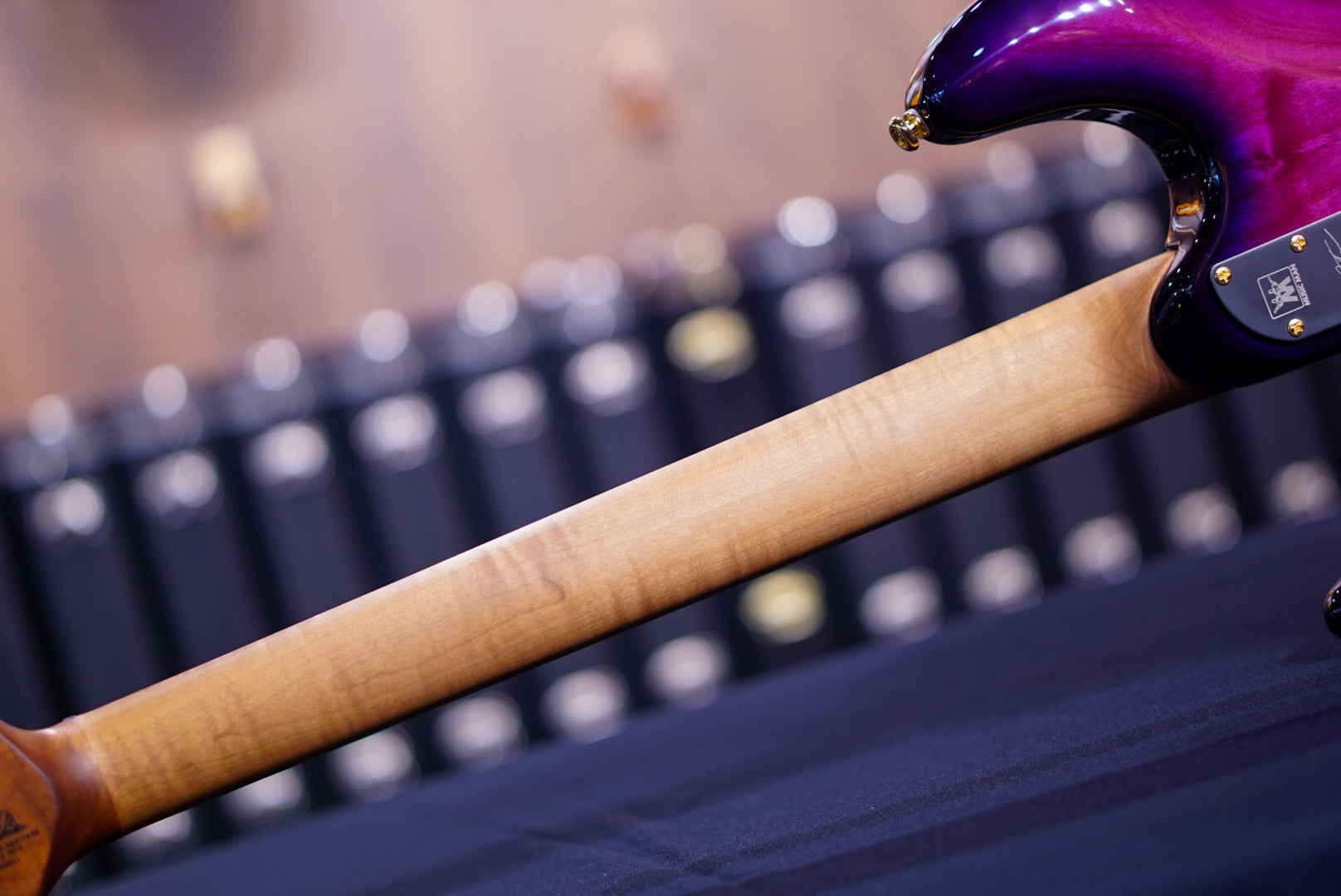 Ernieball musicman Jason Richardson 6-string Cutlass Majora Purple S09541 - HIENDGUITAR Musicman GUITAR