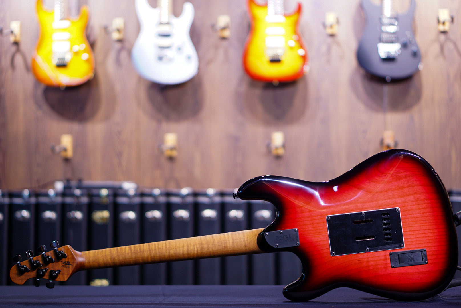 Ernie Ball Music Man cutlass HT SSS raspberry burst H04803 - HIENDGUITAR Musicman GUITAR