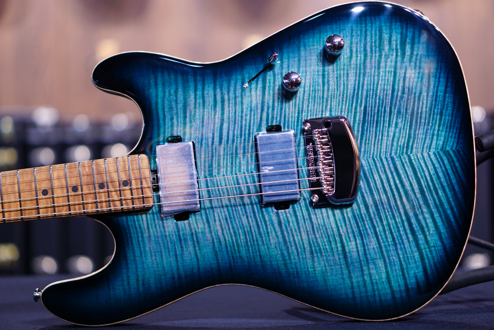 Ernie Ball Music Man sabre HT yucatan blue H04252 - HIENDGUITAR Musicman GUITAR