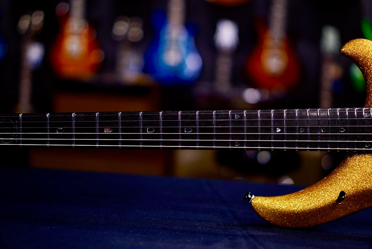 Music Man John Petrucci Majesty BFR Gold Sparkle Namm Limited M06548