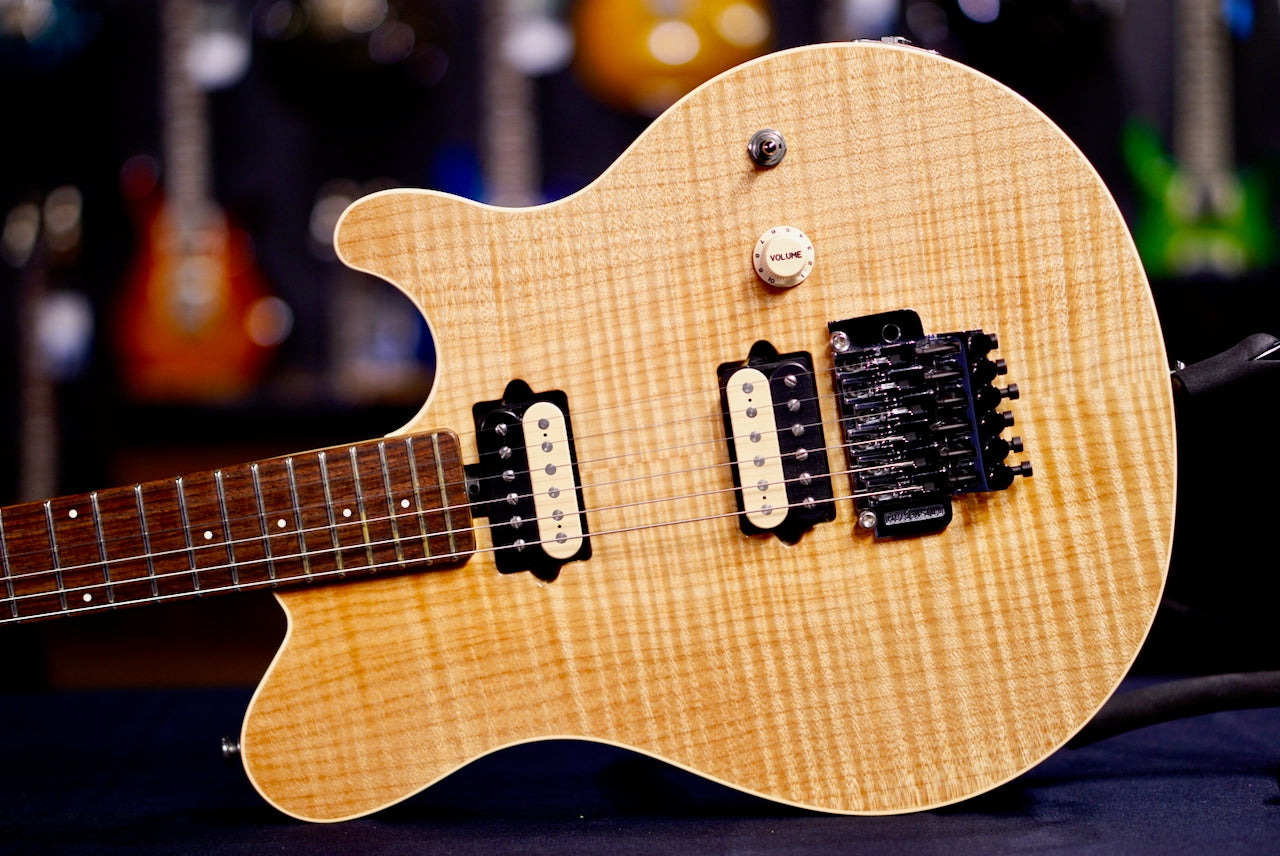 Ernie Ball Music Man Axis - Natural Gloss Flame - Maple G81262