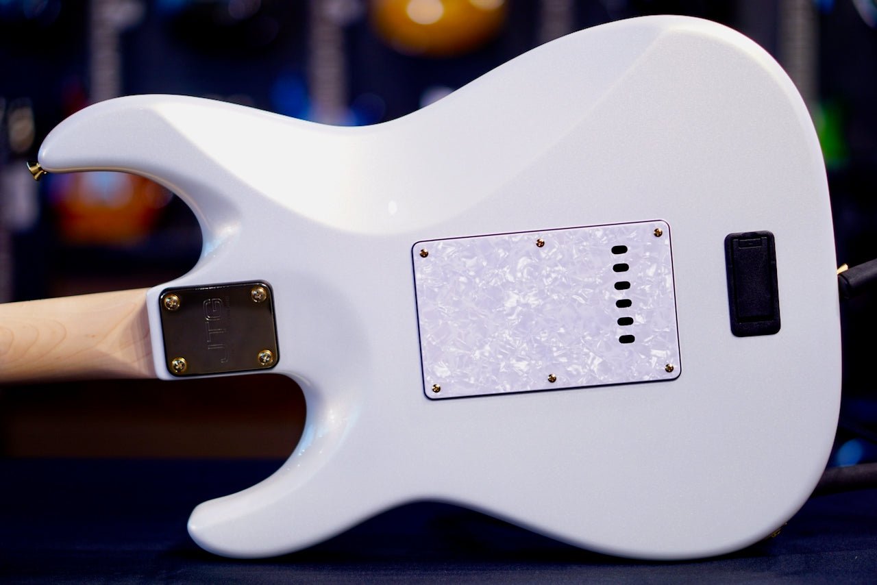 James Tyler JTG White Pearl metallic