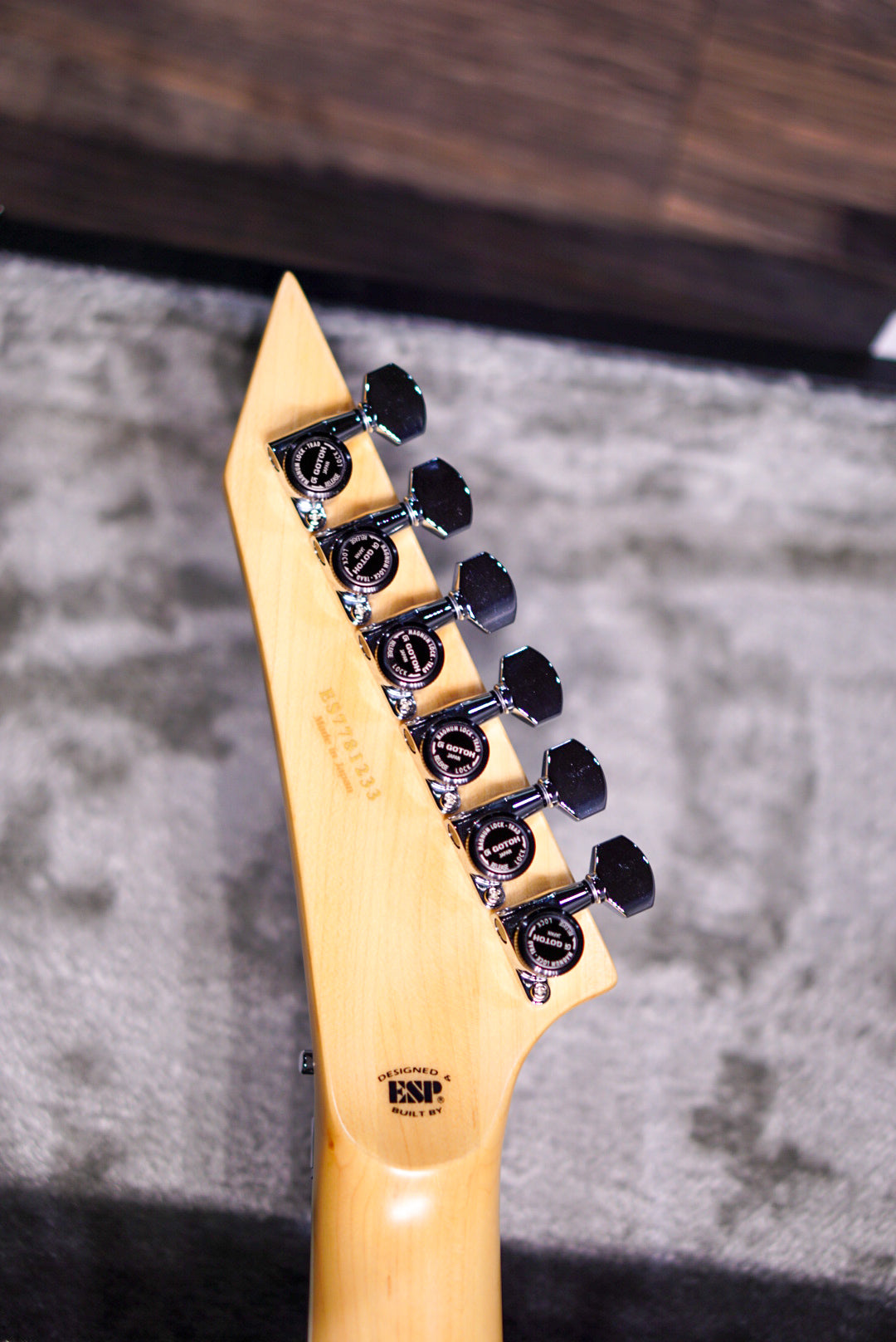 ESP E-II Alexi RIPPED- PURPLE FADE SATIN ES7781233