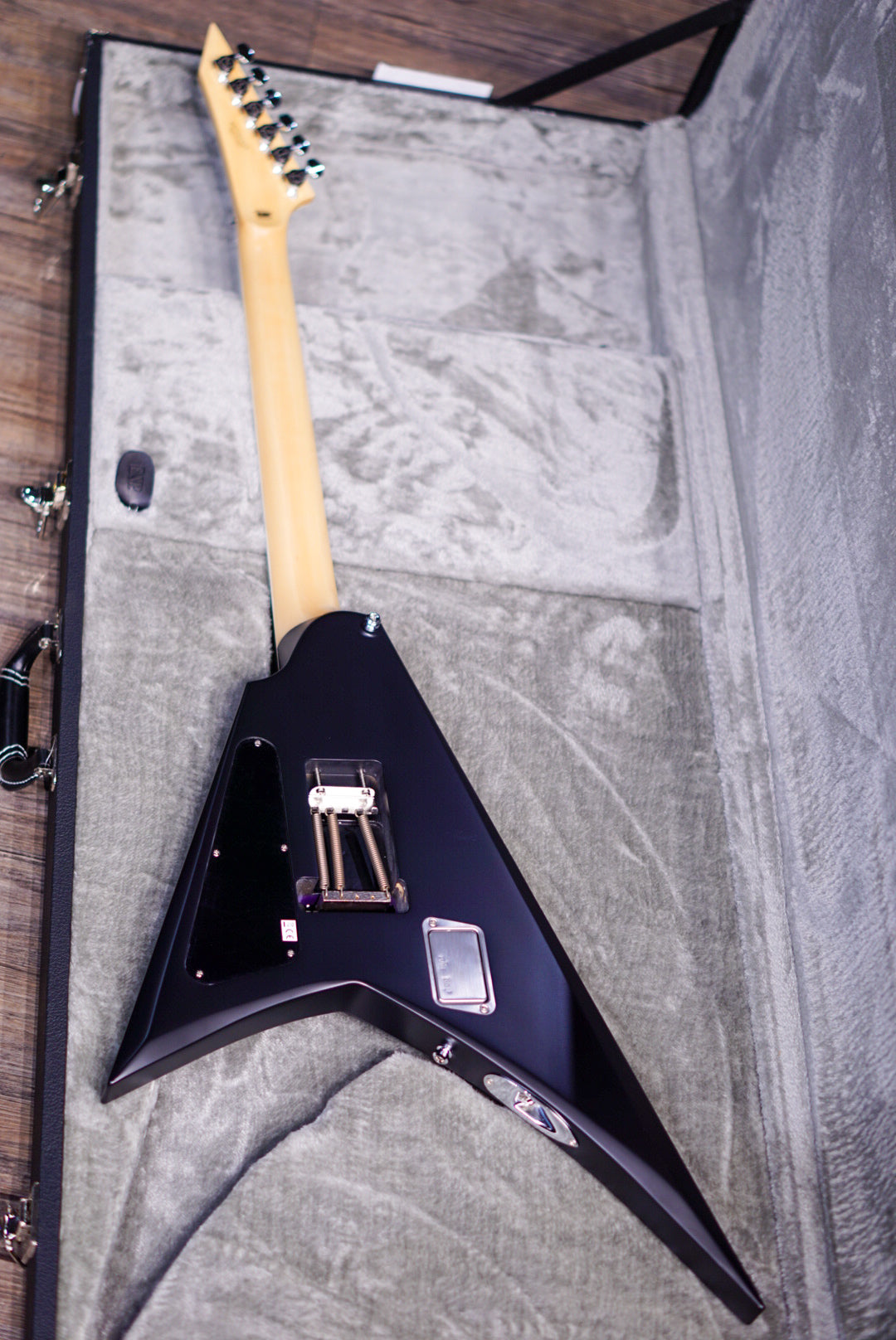 ESP E-II Alexi RIPPED- PURPLE FADE SATIN ES7781233