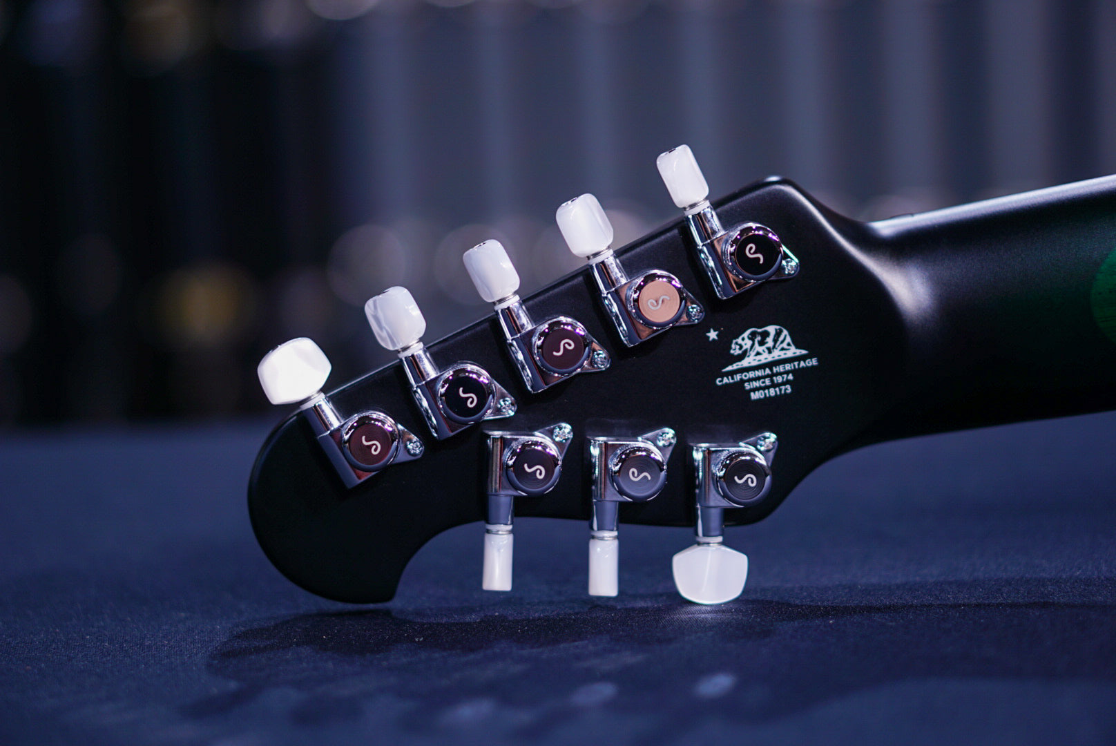 Ernie Ball Music Man MAJESTY 8 GRAVITY GREEN M018173