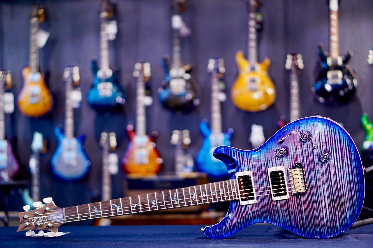 PRS Custom 24 Piezo wood library Artist Neck Violet Blue Burst 0411093