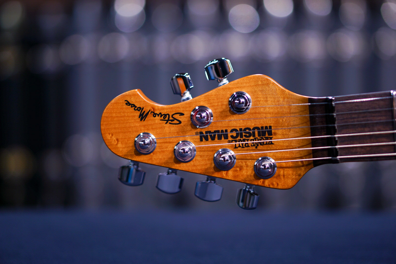 Ernie Ball Music Man Steve Morse Blue Burst H06550