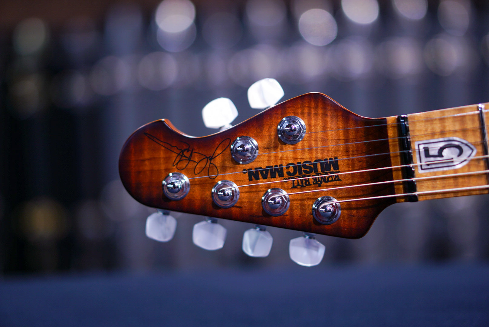 Ernie Ball Music Man JP 15 6 STRING SAHARA BURST QUILT TOP H05926