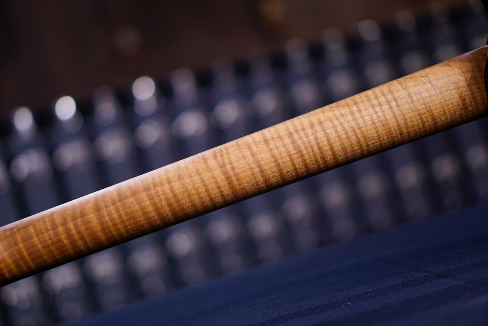 Ernie Ball Music Man JP 15 6 STRING SAHARA BURST QUILT TOP H05926