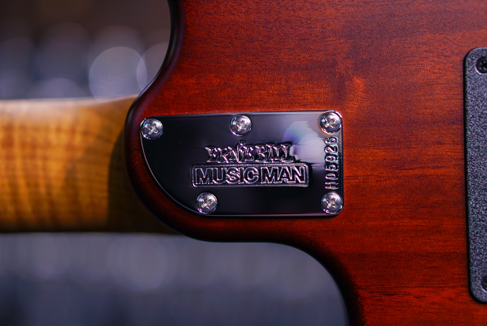 Ernie Ball Music Man JP 15 6 STRING SAHARA BURST QUILT TOP H05926