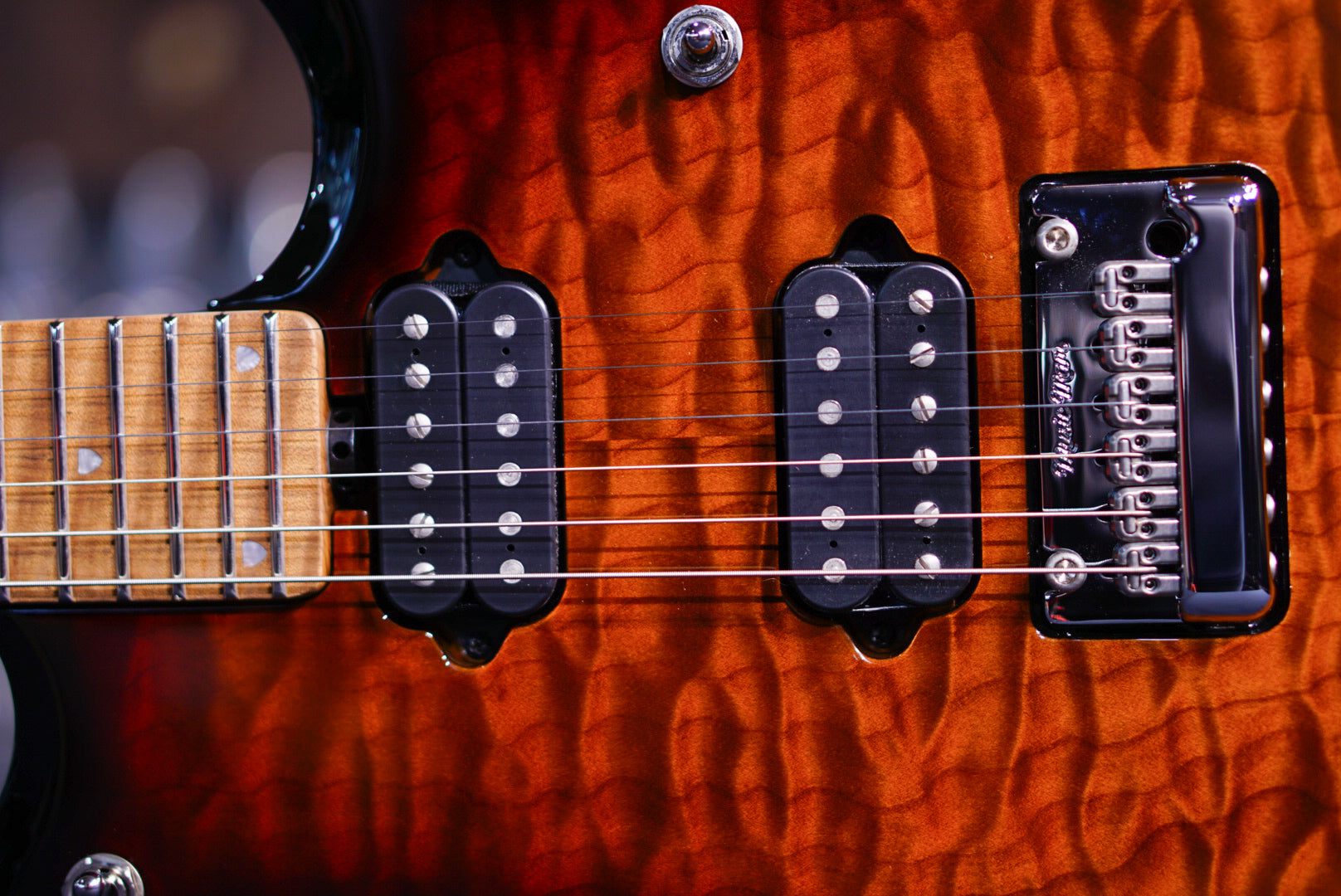 Ernie Ball Music Man JP 15 6 STRING TIGER EYE QUILT TOP H06513