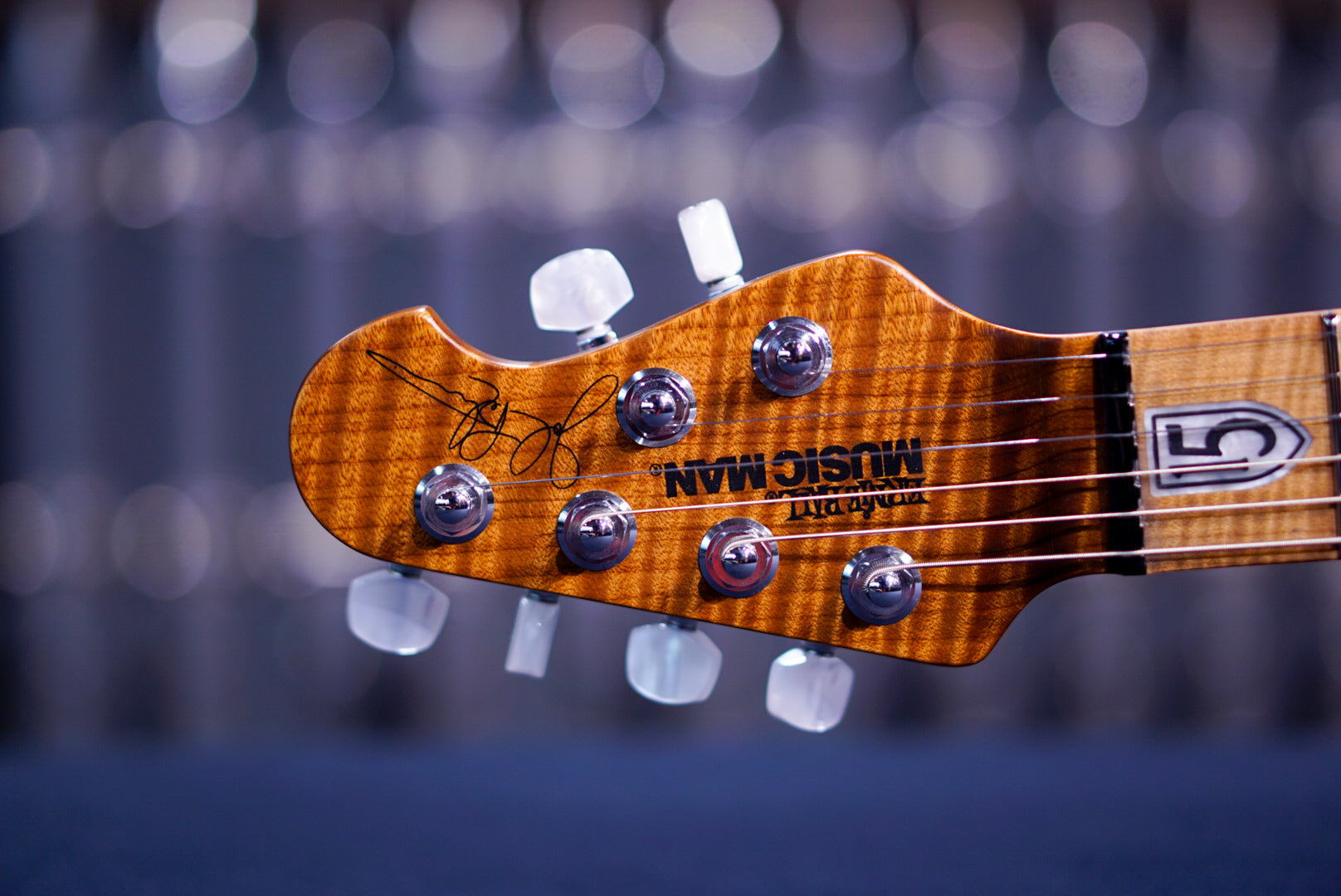 Ernie Ball Music Man JP 15 6 STRING TIGER EYE QUILT TOP H06513