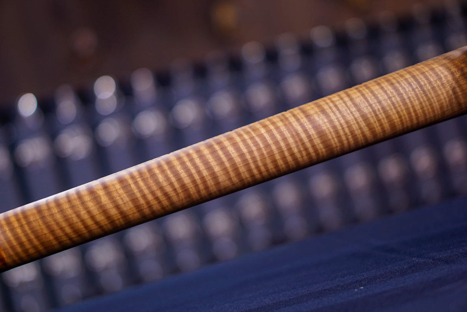 Ernie Ball Music Man JP 15 6 STRING TIGER EYE QUILT TOP H06513