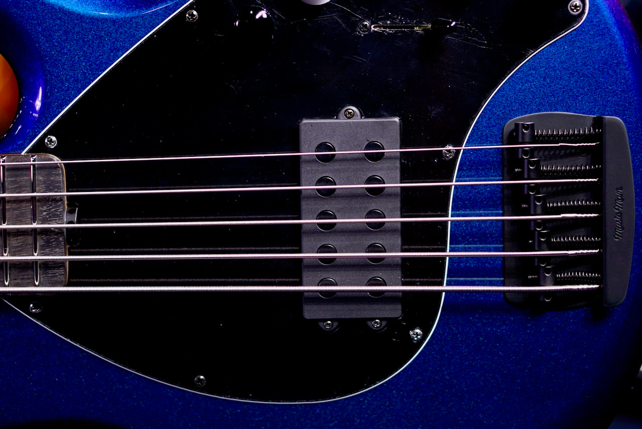 Ernie Ball Music Man Bass Dark Ray 5 Sapphire Iris S12590