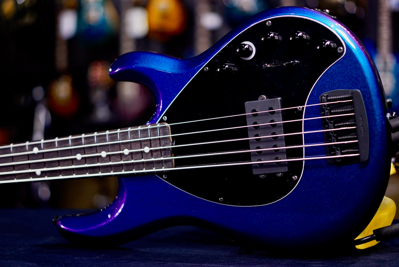 Ernie Ball Music Man Bass Dark Ray 5 Sapphire Iris S12590