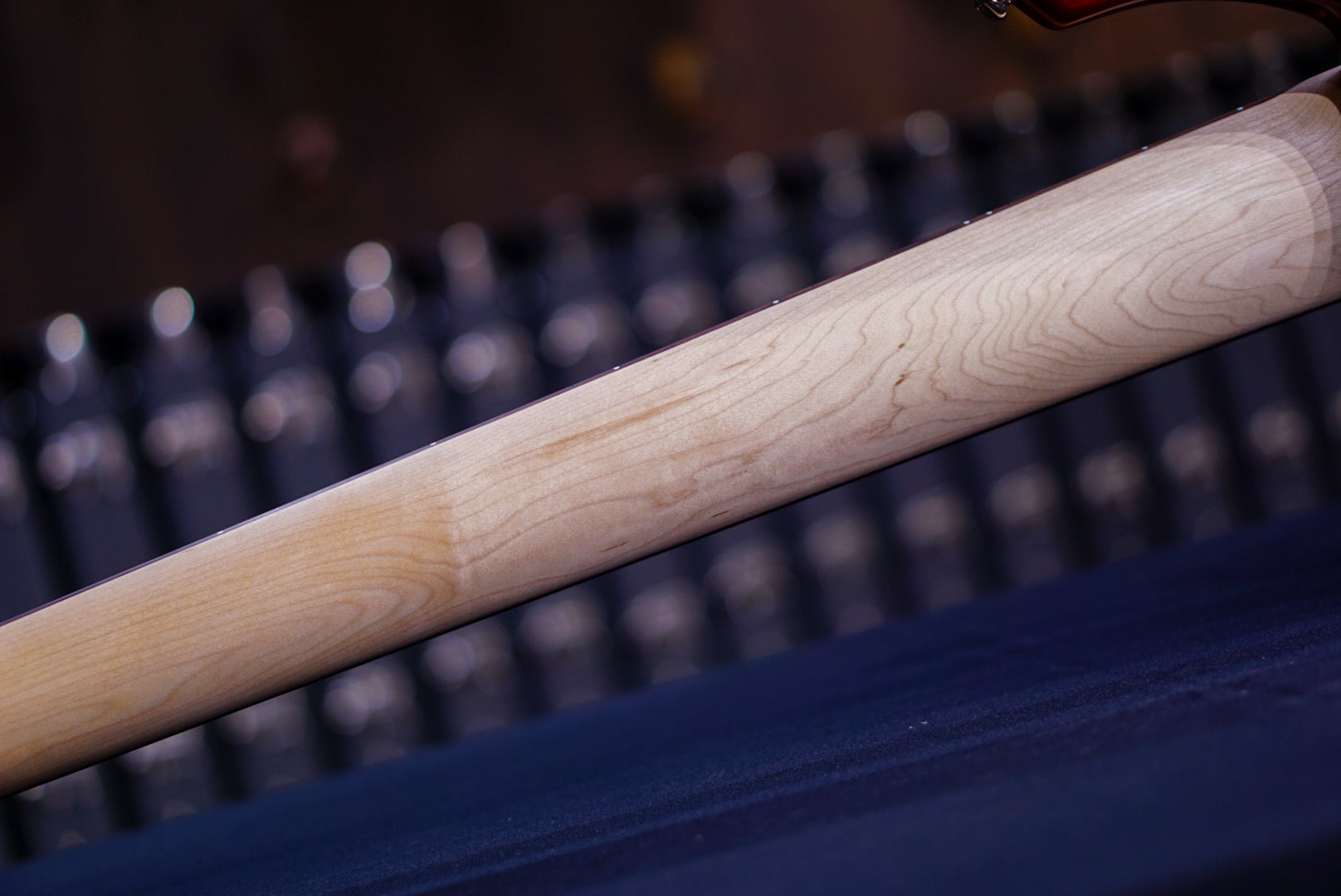 Ernie Ball Music Man Bongo 6 HH Blood Orange K04793