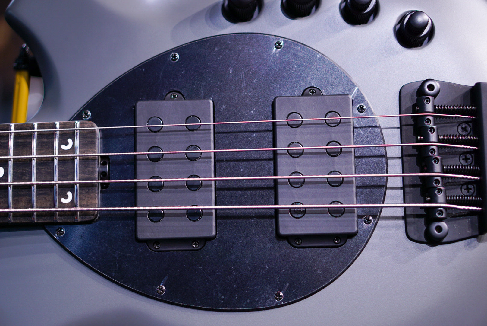 Ernie Ball Music Man Bongo 4 HH Titan Grey K04167