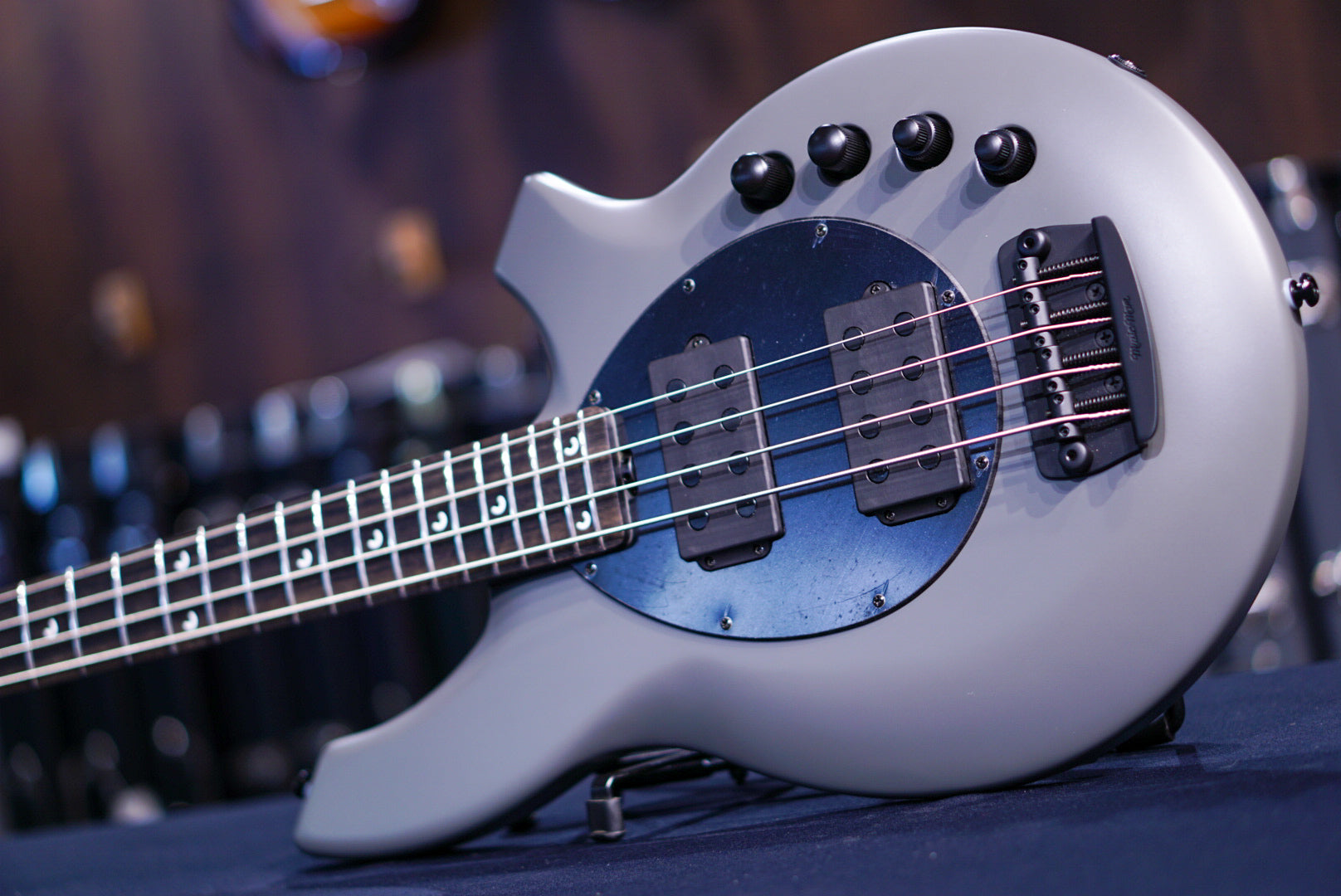 Ernie Ball Music Man Bongo 4 HH Titan Grey K04167