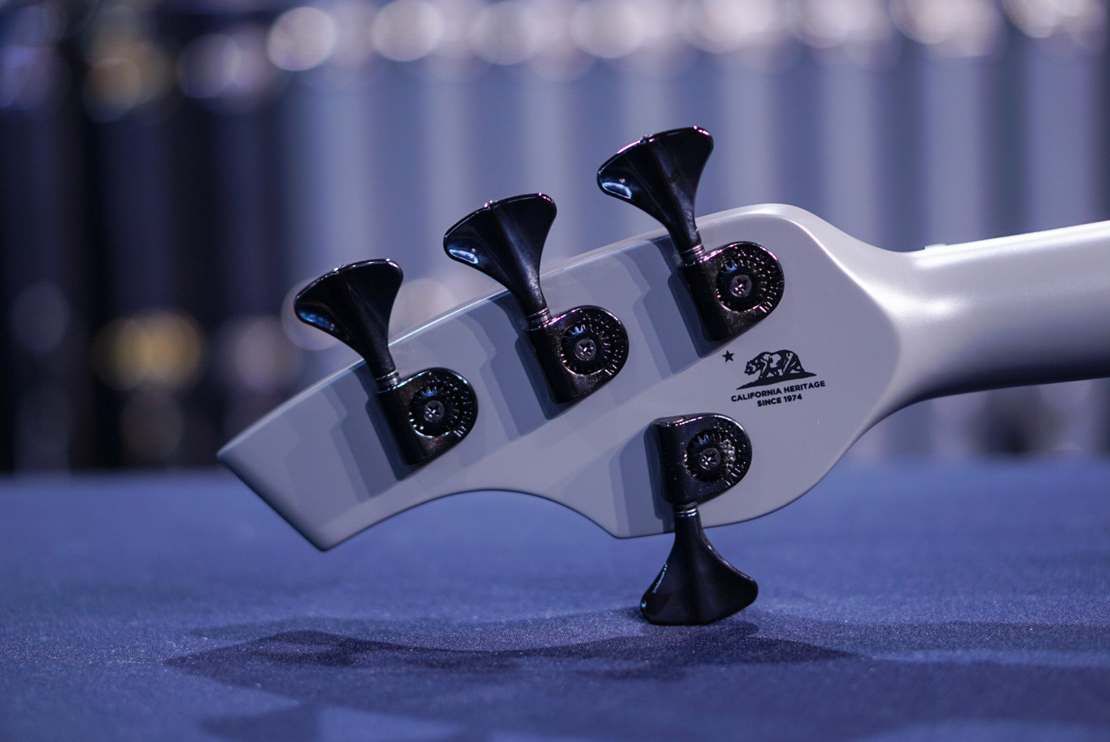 Ernie Ball Music Man Bongo 4 HH Titan Grey K04167