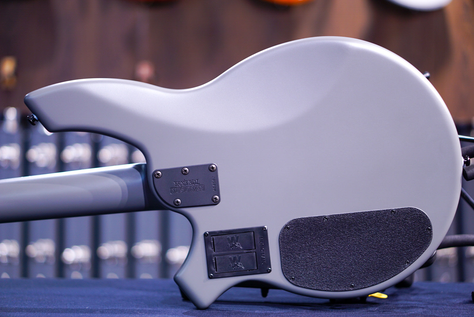 Ernie Ball Music Man Bongo 4 HH Titan Grey K04167