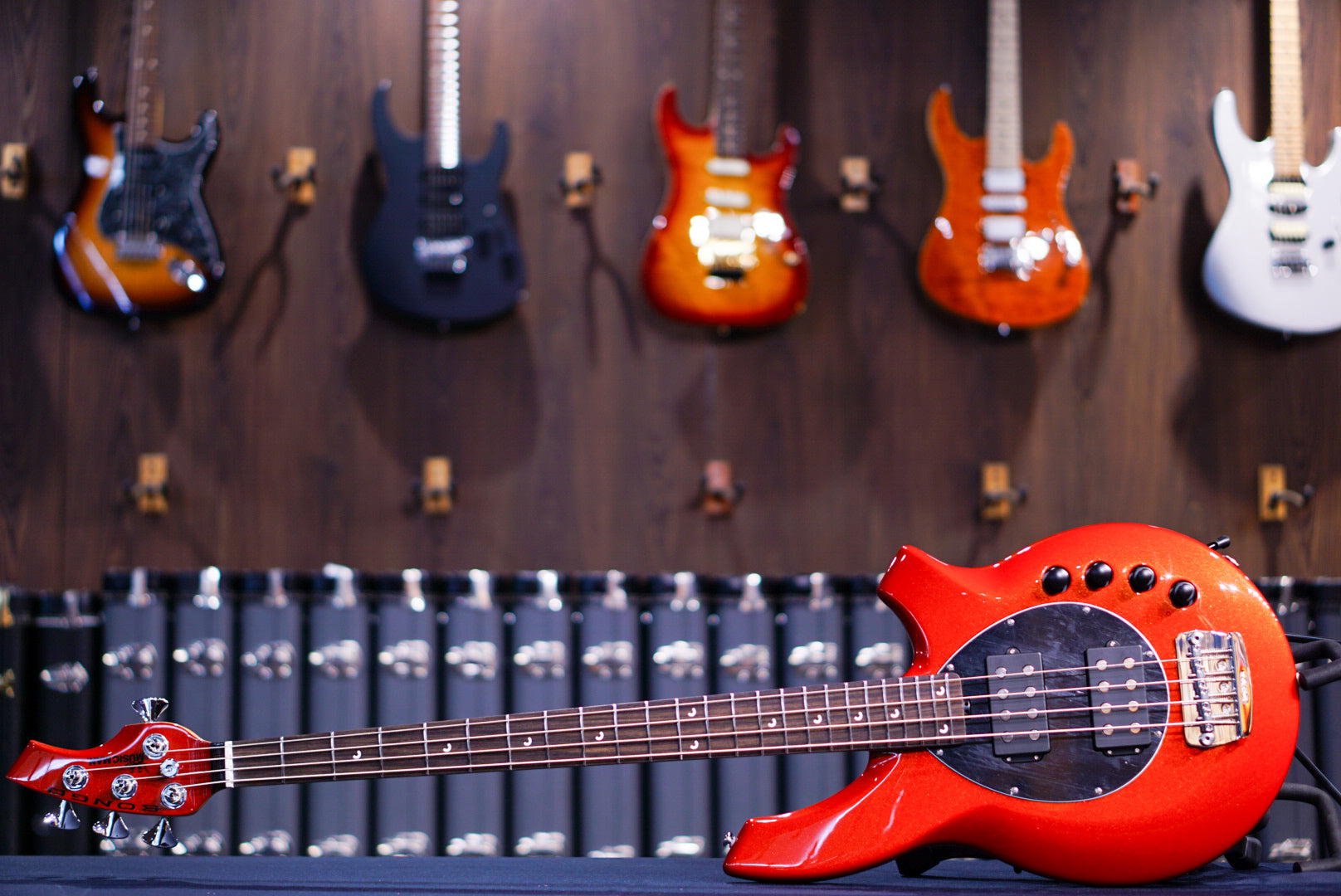 Ernie Ball Music Man Bongo 4 HH Blood Orange K02557