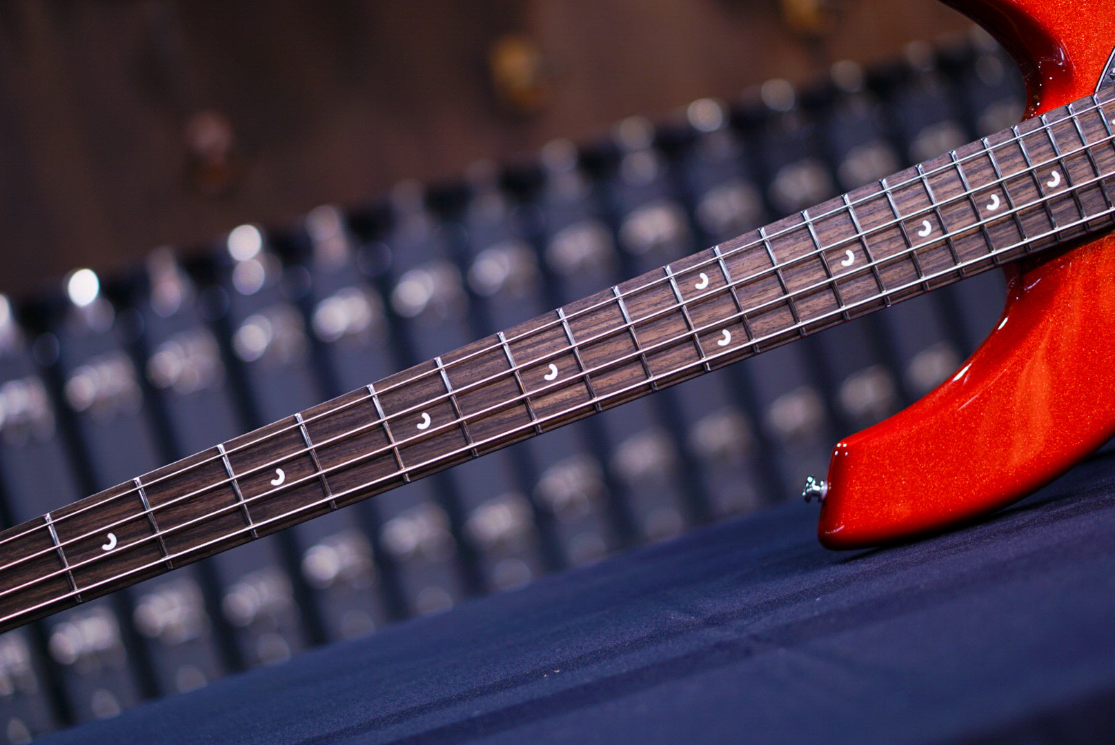 Ernie Ball Music Man Bongo 4 HH Blood Orange K02557