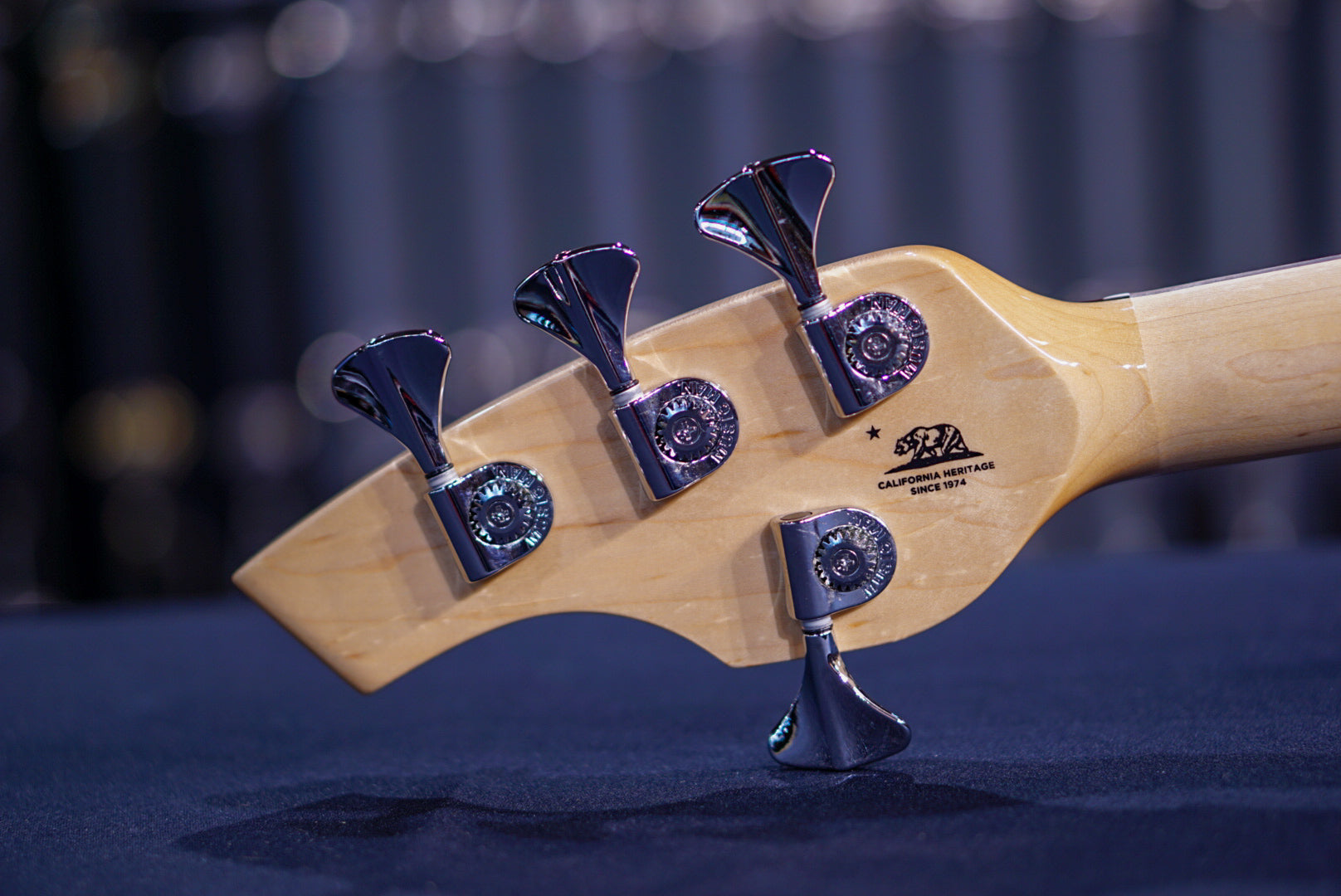 Ernie Ball Music Man Bongo 4 HH Blood Orange K02557