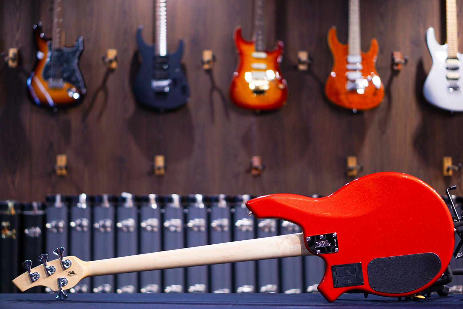 Ernie Ball Music Man Bongo 4 HH Blood Orange K02557