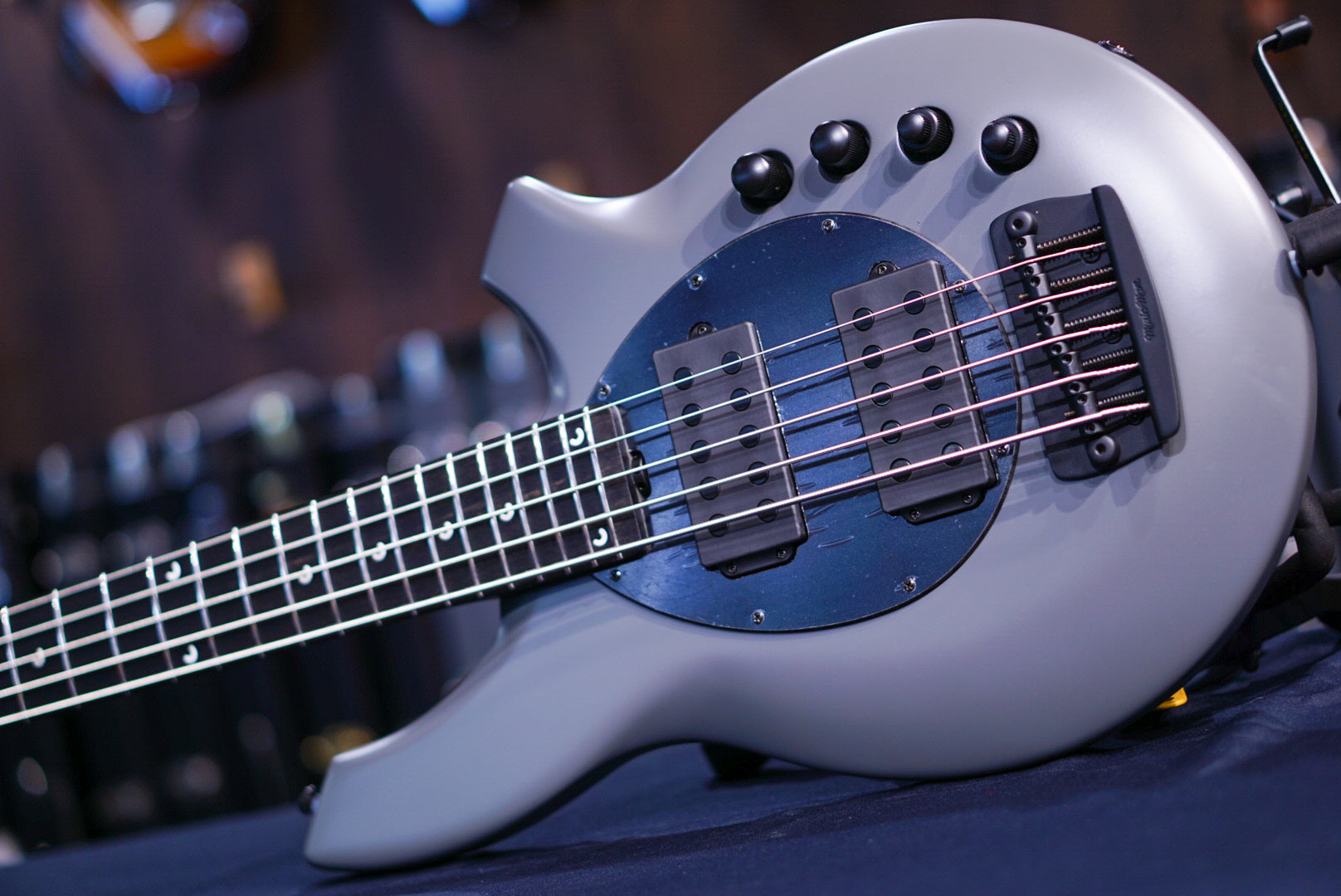 Ernie Ball Music Man Bongo 5 HH Titan Grey K04452