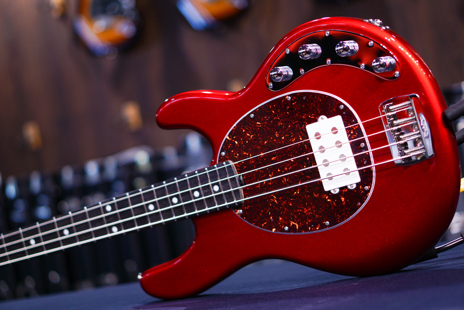 Ernie Ball Music Man StingRay Special 4 H Candyman K04476