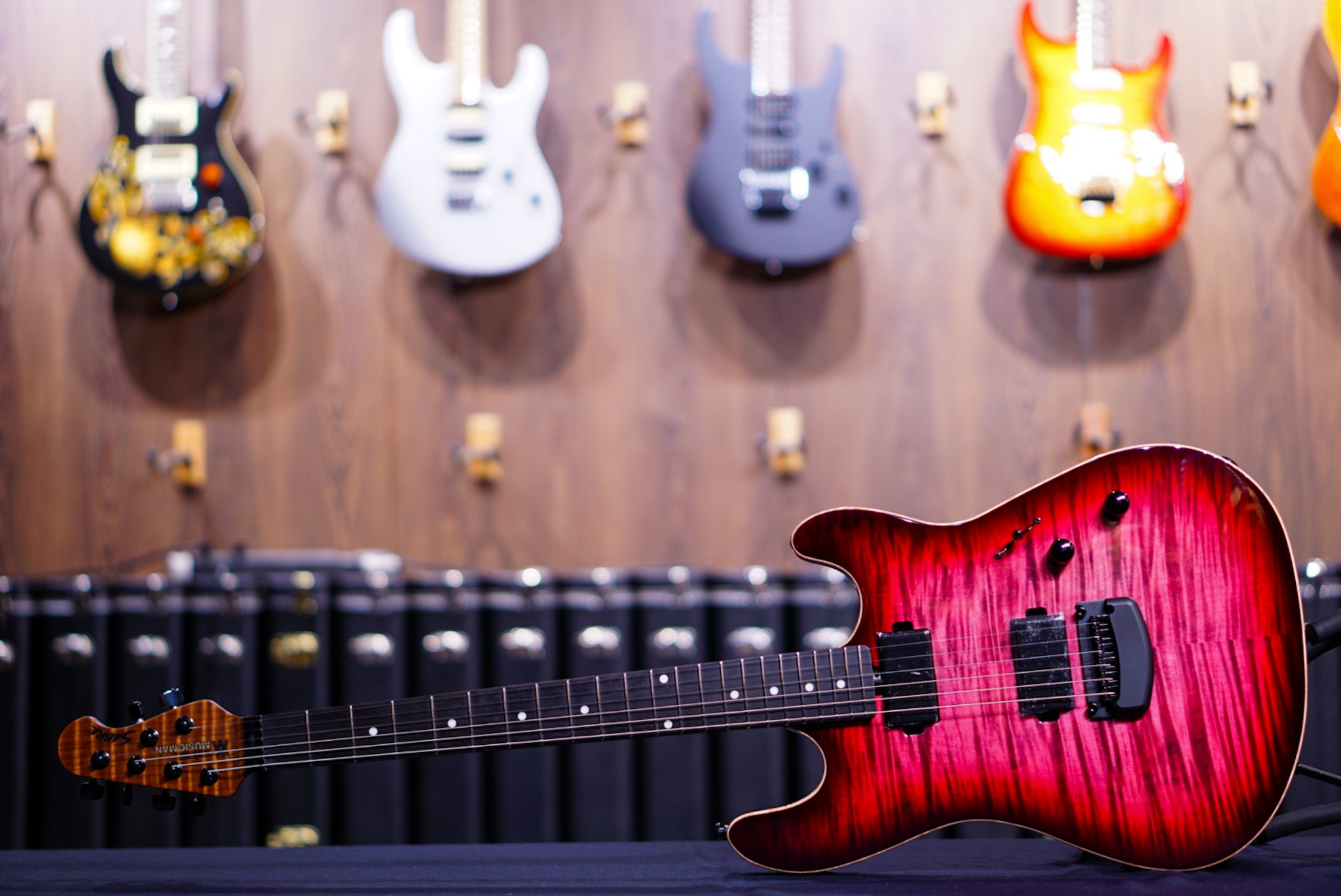 Ernieball Musicman sabre HT raspberry H04092 - HIENDGUITAR Musicman GUITAR