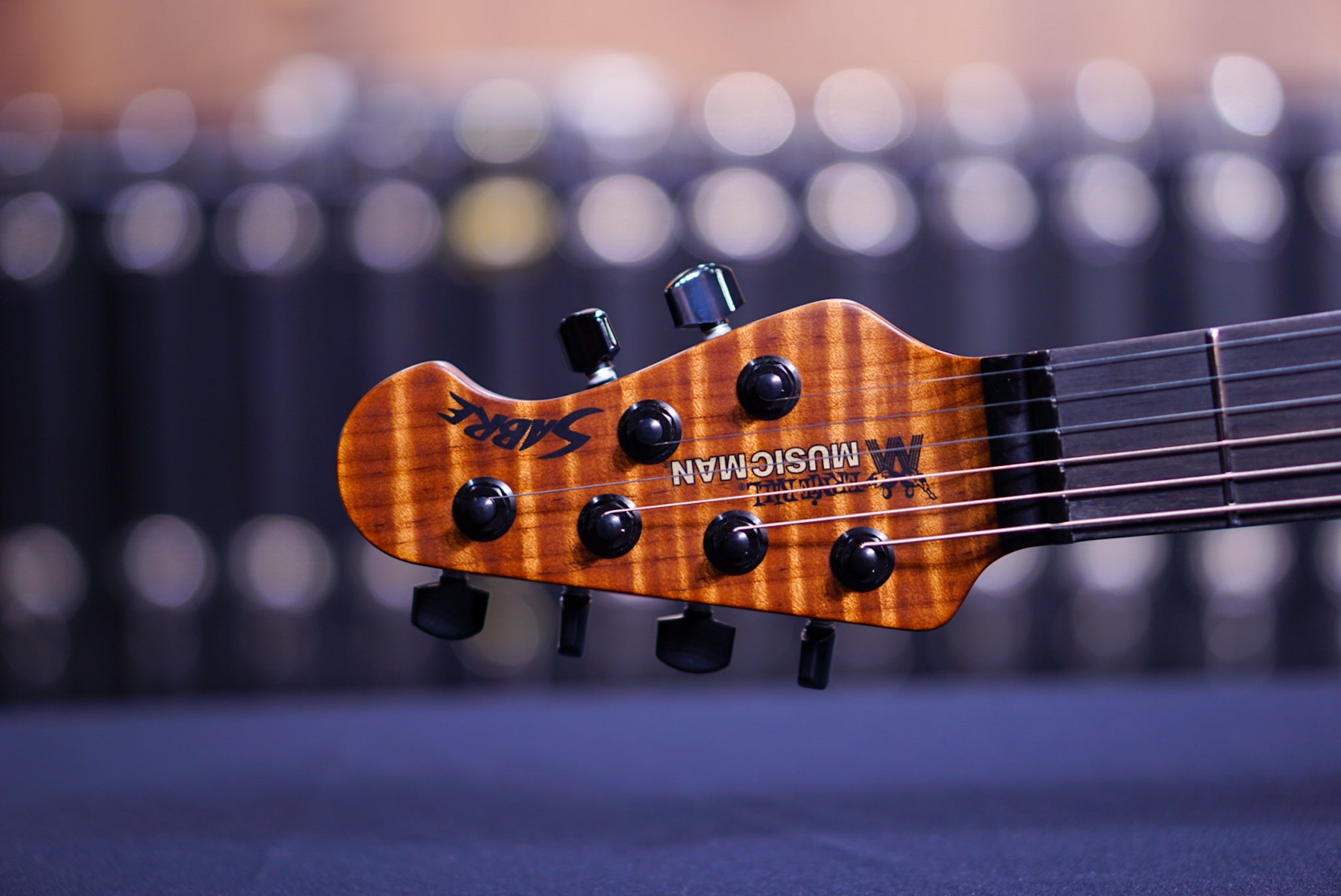 Ernieball Musicman sabre HT raspberry H04092 - HIENDGUITAR Musicman GUITAR