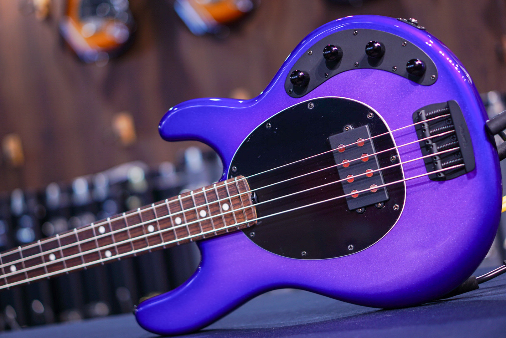 Ernie Ball Music Man StingRay Special 4 H Grape Crush K04723