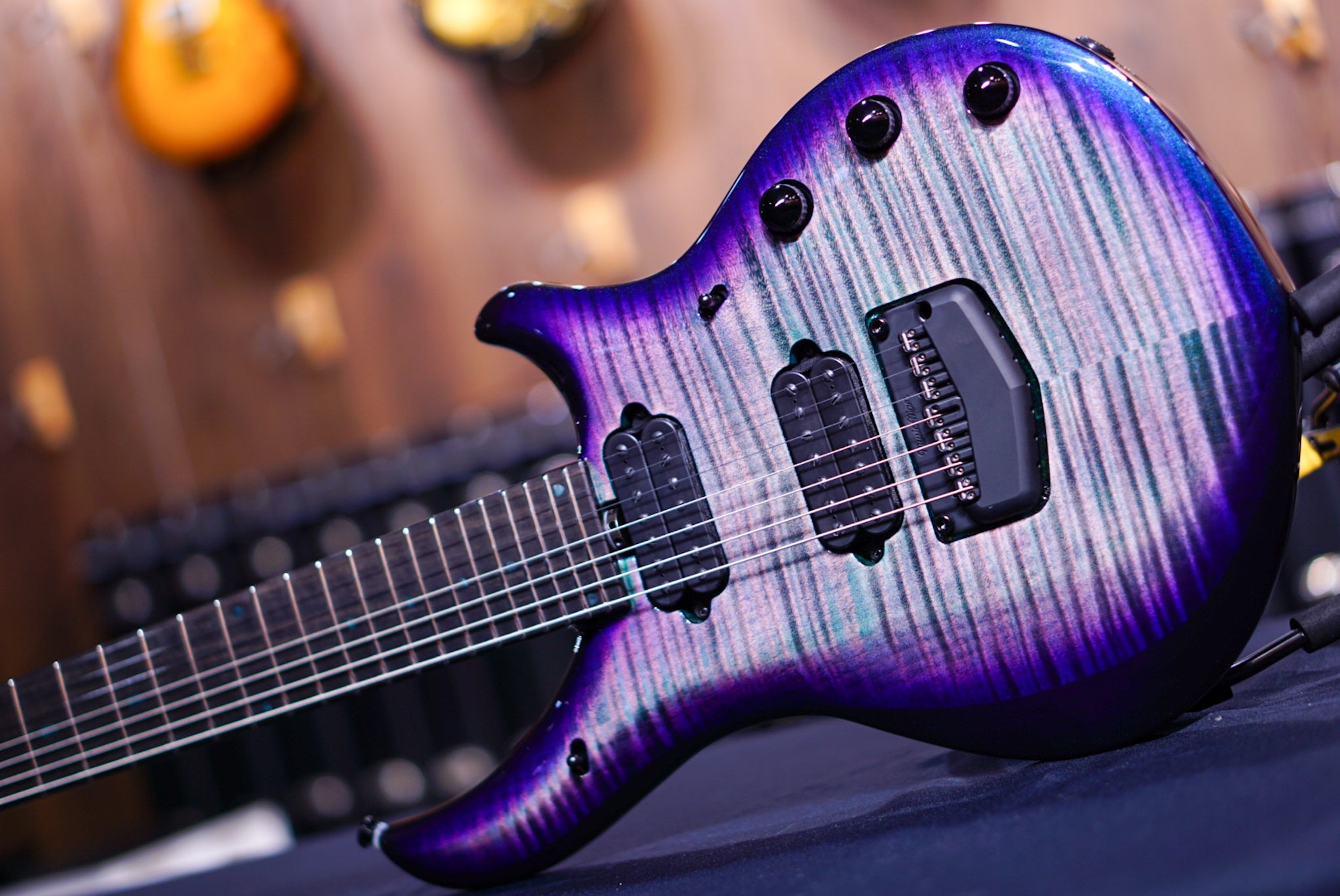 ERNIE BALL MUSIC MAN JOHN PETRUCCI LIMITED-EDITION MAPLE TOP MAJESTY 7-STRING CRYSTAL AMETHYST M017286 - HIENDGUITAR   Musicman GUITAR