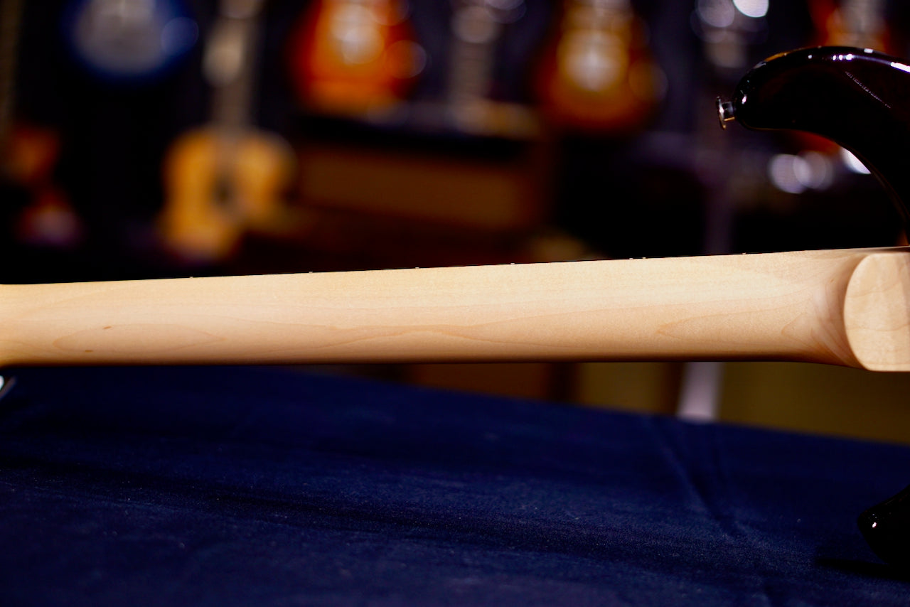 PRS CE 22 Limited Edition Black Amber 0413357