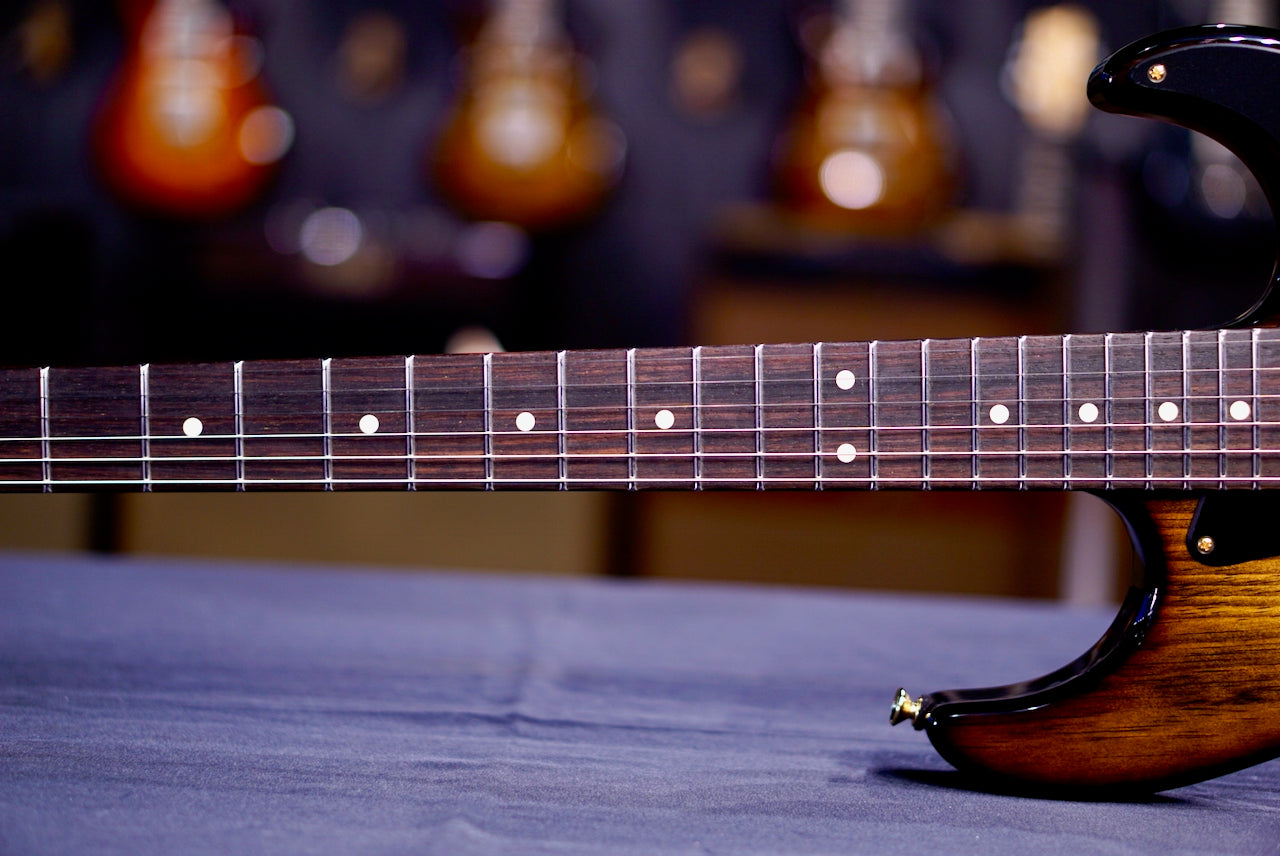 RESERVED Tom Anderson The Classic * 07-21-25N * Rustic Brown Edge Burst