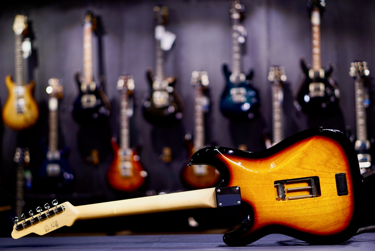 James Tyler Dann Huff Original Classic 3 tone sunburst floyd 25450