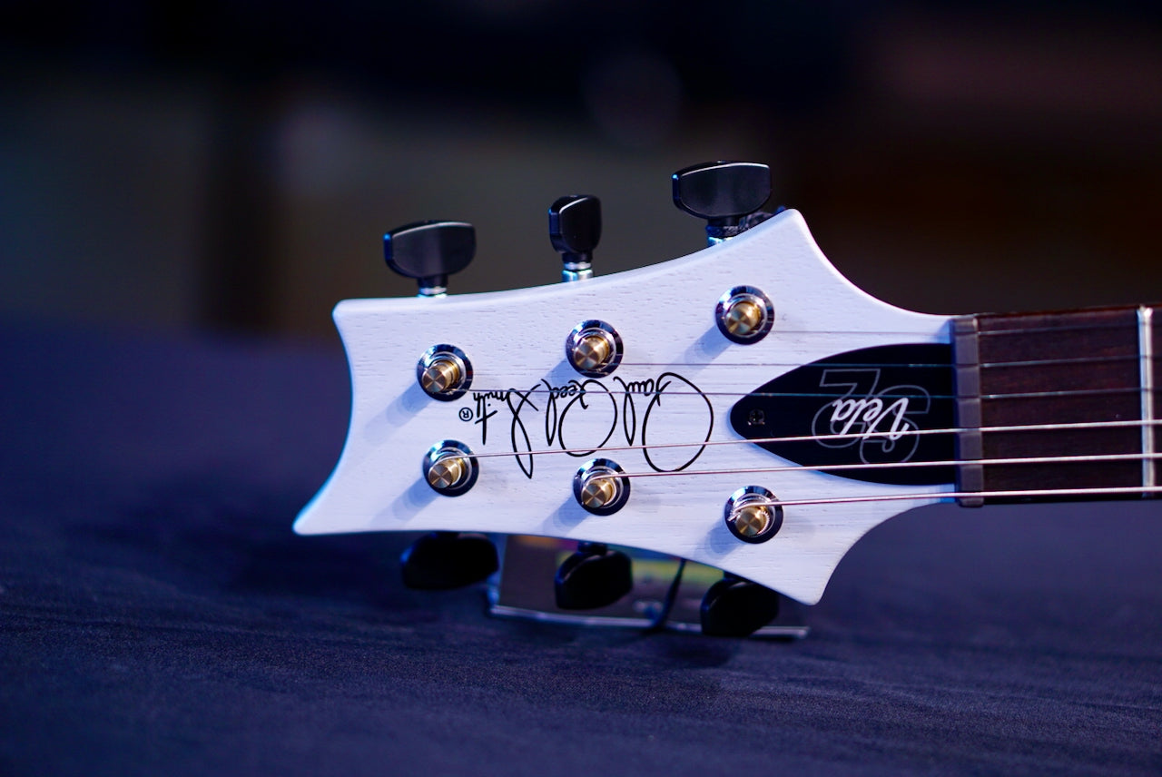 PRS S2 Vela Pearl White Satin S2083411