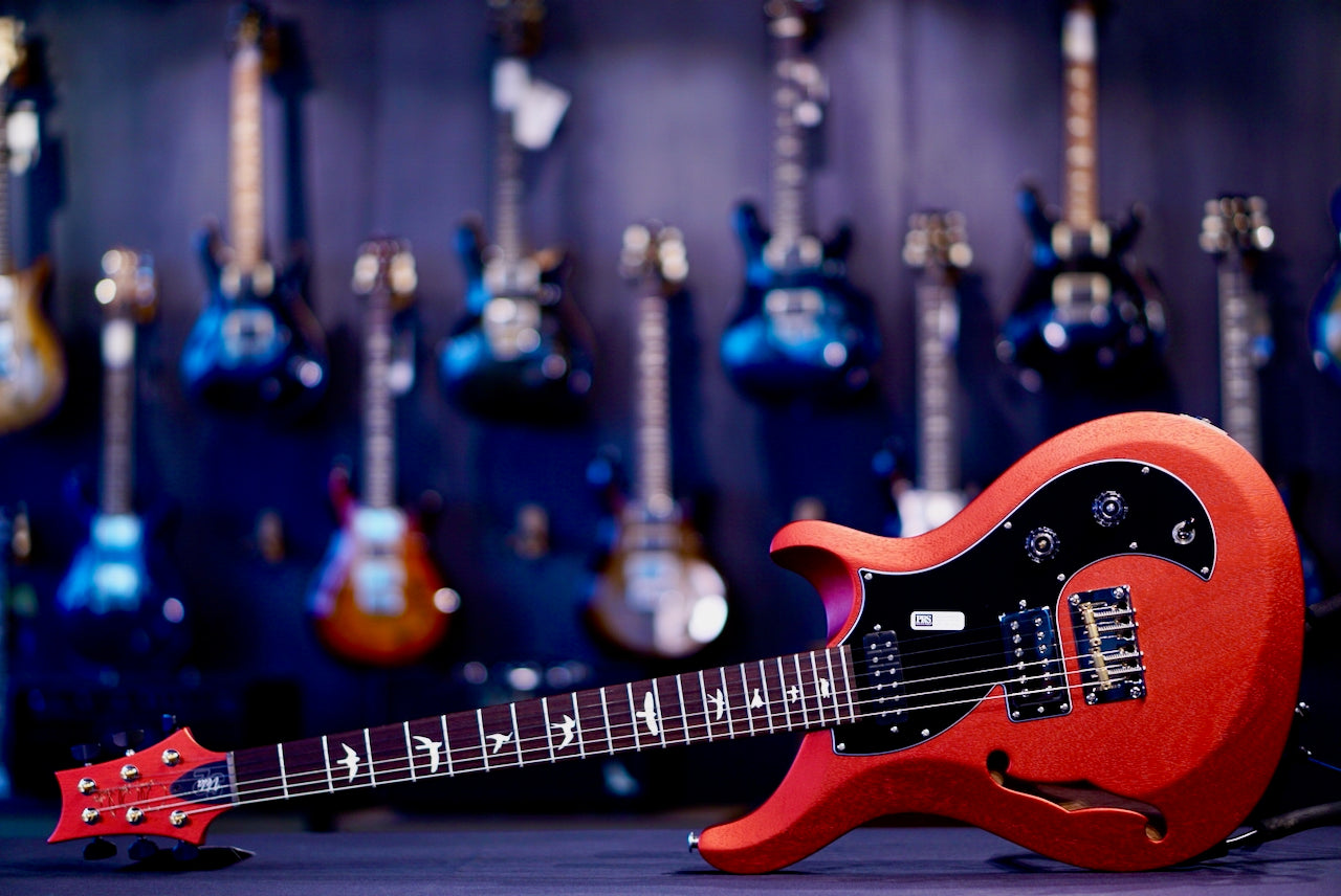PRS S2 Vela Semi-Hollow Satin Red Apple Metallic S2082775
